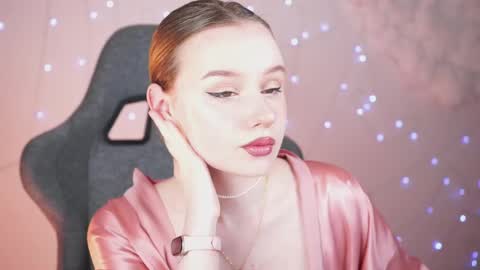 QUEEN OF EVIL online show from 26, 2, 2025