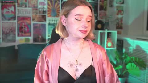 QUEEN OF EVIL online show from 27, 2, 2025