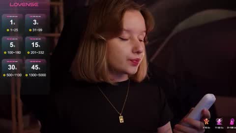 QUEEN OF EVIL online show from 20, 9, 2025