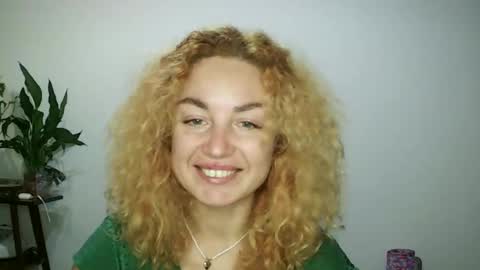 reddgirll online show from 22, 1, 2025