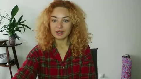 reddgirll online show from 24, 1, 2025