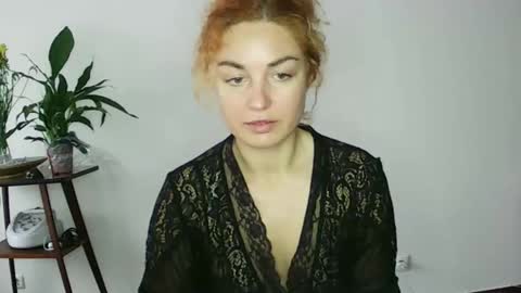 reddgirll online show from 24, 1, 2025