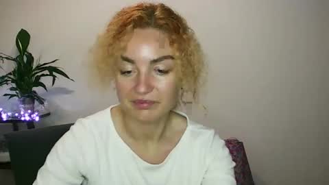 reddgirll online show from 26, 1, 2025