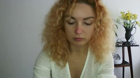 reddgirll online show from 3, 2, 2025