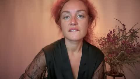 reddgirll online show from 11, 10, 2025