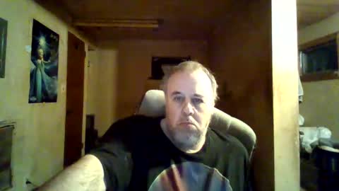 Snapshot of reddragon1195 chatting on 4, 1, 2025 reddragon1195 online show from 4, 1, 2025