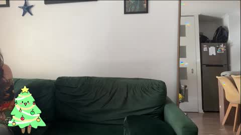 Snapshot of redfloweer chatting on 5, 12, 2025 redfloweer online show from 5, 12, 2025