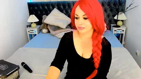 Snapshot of redheadeva chatting on 18, 10, 2025 redheadeva online show from 18, 10, 2025