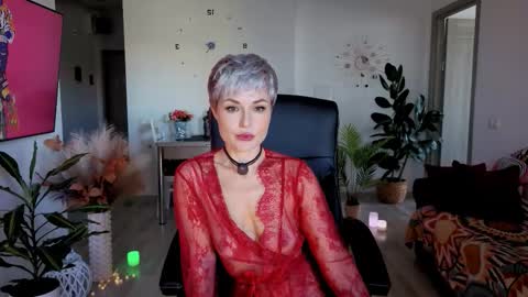 Snapshot of redhotline chatting on 26, 10, 2025 Alex online show from 26, 10, 2025