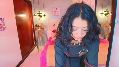 Lili Lopez online show from 15, 1, 2025