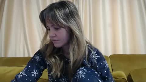 RedJessica online show from 1, 2, 2026