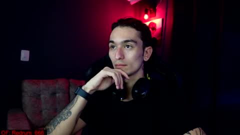 Red online show from 6, 12, 2024