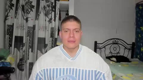 Snapshot of regan_jhonson chatting on 2, 12, 2025 regan_jhonson online show from 2, 12, 2025