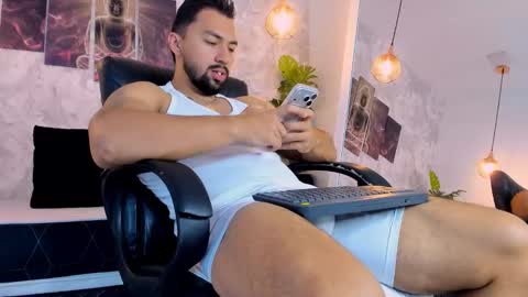 Regan online show from 2, 12, 2025