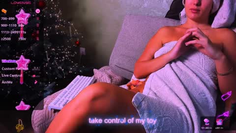 Snapshot of reggiemeow chatting on 9, 1, 2025 reggieMeow online show from 9, 1, 2025