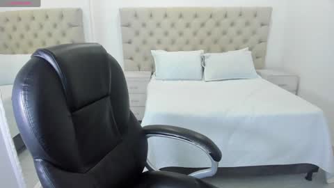 Snapshot of reichelcloe chatting on 16, 1, 2025 Reichel online show from 16, 1, 2025