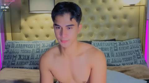 Snapshot of reidalert69 chatting on 17, 10, 2025 reidalert69 online show from 17, 10, 2025