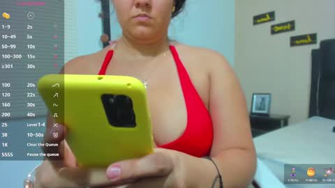 reina_loren online show from 14, 1, 2025