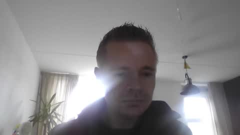 Snapshot of remcoa chatting on 6, 11, 2025 remcoa online show from 6, 11, 2025