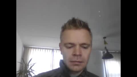 Snapshot of remcoa chatting on 8, 11, 2025 remcoa online show from 8, 11, 2025