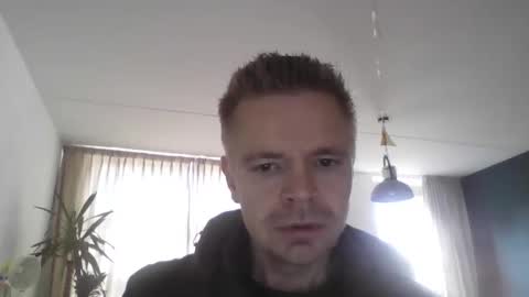 Snapshot of remcoa chatting on 12, 11, 2025 remcoa online show from 12, 11, 2025