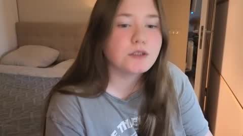 Snapshot of remirann_ chatting on 20, 10, 2025 Ann OF - remirann21 online show from 20, 10, 2025