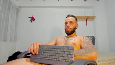 Rmy Steen online show from 12, 11, 2025