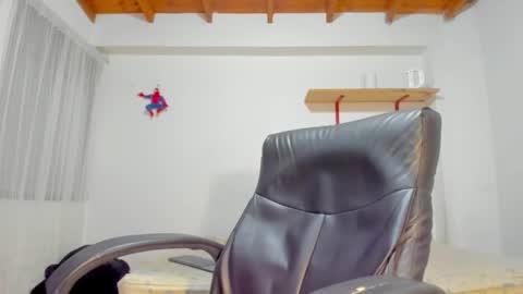 Rmy Steen online show from 22, 11, 2025