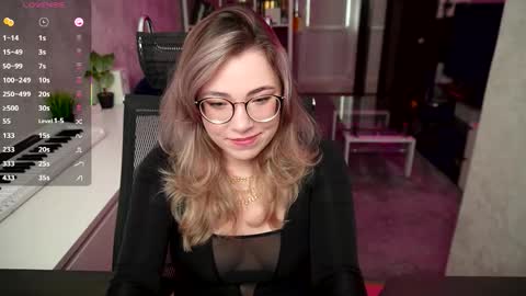 RemyWild online show from 4, 10, 2025