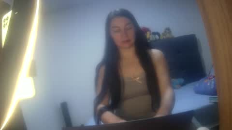 Snapshot of renata_hot1 chatting on 23, 11, 2025 renata_hot1 online show from 23, 11, 2025