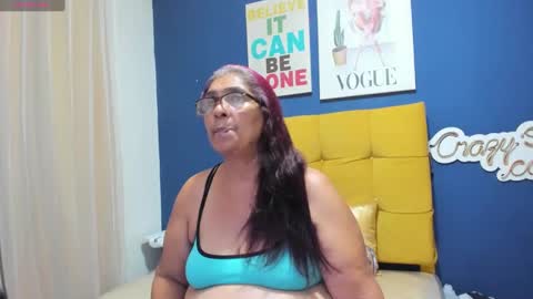renata_milf_ online show from 6, 3, 2025
