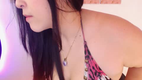    online show from 19, 1, 2025