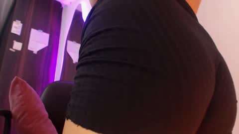    online show from 30, 1, 2025