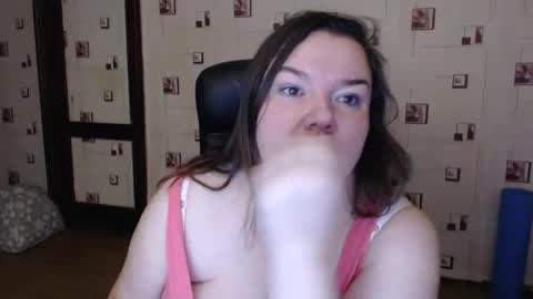 Snapshot of renataoia chatting on 8, 12, 2024 renataoia online show from 8, 12, 2024