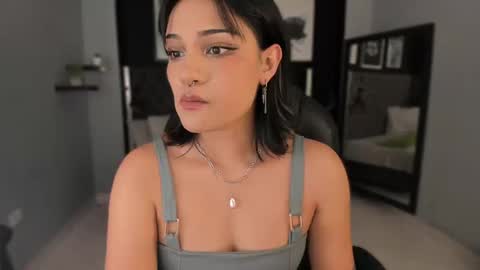 Snapshot of renee_shelby_ chatting on 25, 3, 2026 Renee Shelby online show from 25, 3, 2026