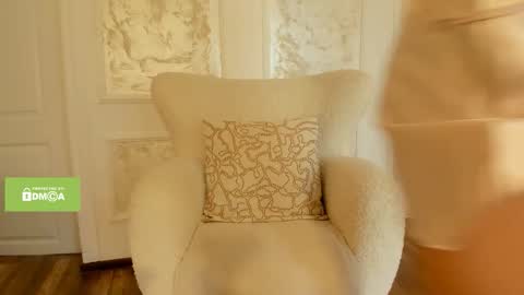 Rennatha online show from 2, 11, 2025