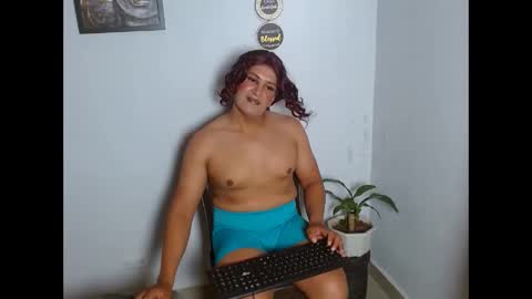 Snapshot of renne155269 chatting on 24, 10, 2025 renne155269 online show from 24, 10, 2025