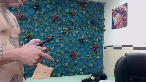 R E N E  online show from 25, 2, 2025