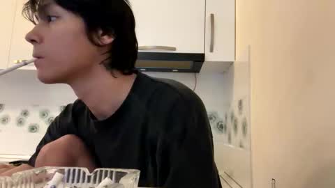 Aiqo online show from 29, 10, 2025