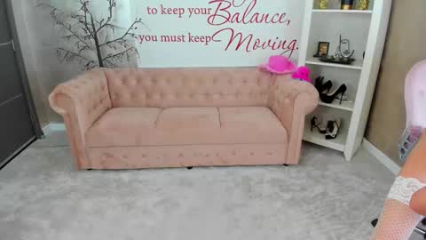   online show from 27, 9, 2025