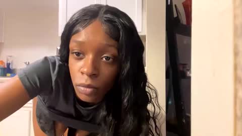 reynaxx2cumin online show from 18, 12, 2024