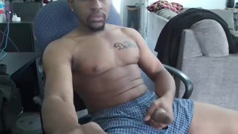 Snapshot of rfryre chatting on 8, 3, 2025 Taye online show from 8, 3, 2025