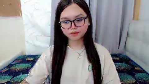 Snapshot of rhianne_fuckdoll chatting on 15, 10, 2025 rhianne_fuckdoll online show from 15, 10, 2025