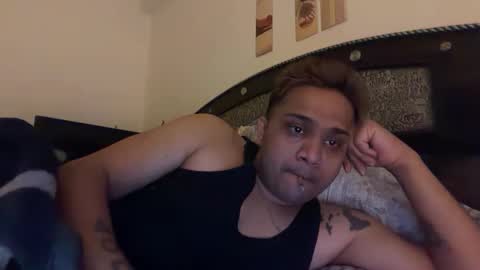 Snapshot of rhythmhates chatting on 23, 11, 2025 Rhythm Hates online show from 23, 11, 2025