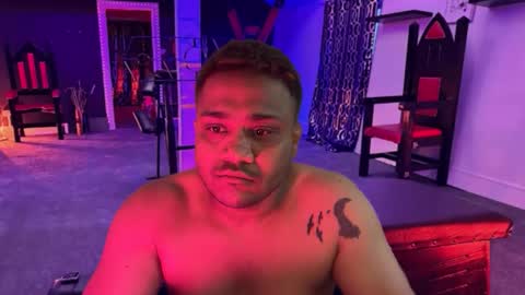 Snapshot of rhythmhates chatting on 15, 12, 2025 Rhythm Hates online show from 15, 12, 2025