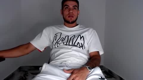 Snapshot of riancum chatting on 22, 11, 2025 juan online show from 22, 11, 2025