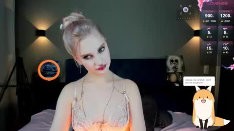 Ria Woods online show from 30, 9, 2025