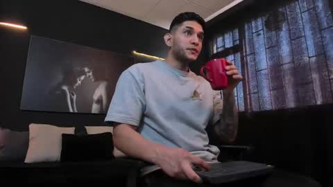 Snapshot of richard_milleer chatting on 19, 2, 2025 Ricardo online show from 19, 2, 2025