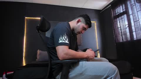 Snapshot of richard_milleer chatting on 23, 2, 2025 Ricardo online show from 23, 2, 2025