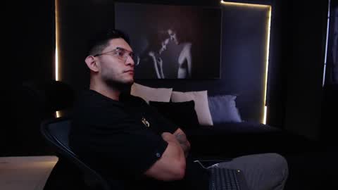 Snapshot of richard_milleer chatting on 27, 2, 2025 Ricardo online show from 27, 2, 2025